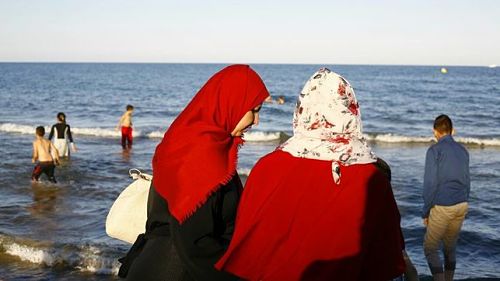 Voyager de la Palestine à l´Espagne pour voir la mer qu´Israël leur interdit